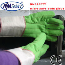 NMSAFETY two layers oven mitt gloves heat resistant gloves